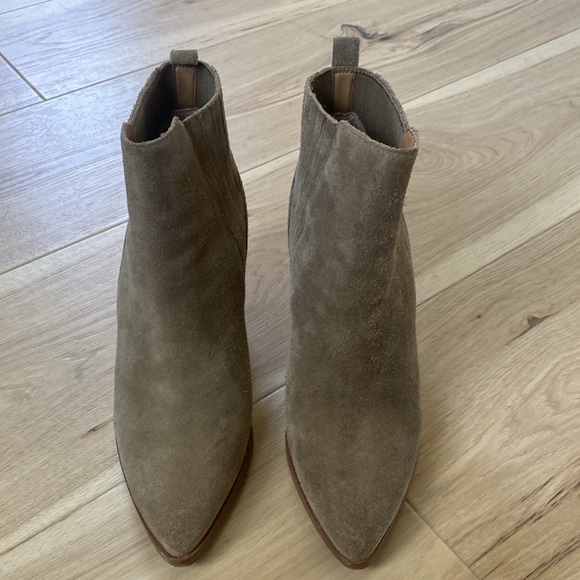 Marc Fisher ALVA Bootie - Picture 4 of 4